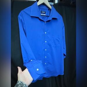 Chaps Men's Vibrant Blue Stretch Collar Non Iron Button-Down Shirt